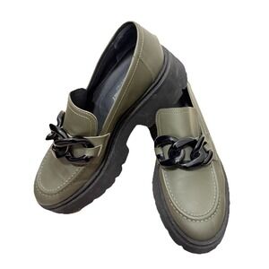 Janet And Janet Chunky Loafers Army Green With Appliqués Sz 8.5 Leather